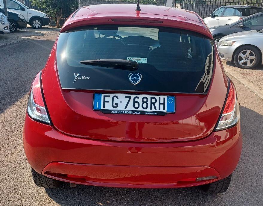 Lancia Ypsilon 1.2 69 CV 5 porte GPL Ecochic Gold PER NEOPATENTATI