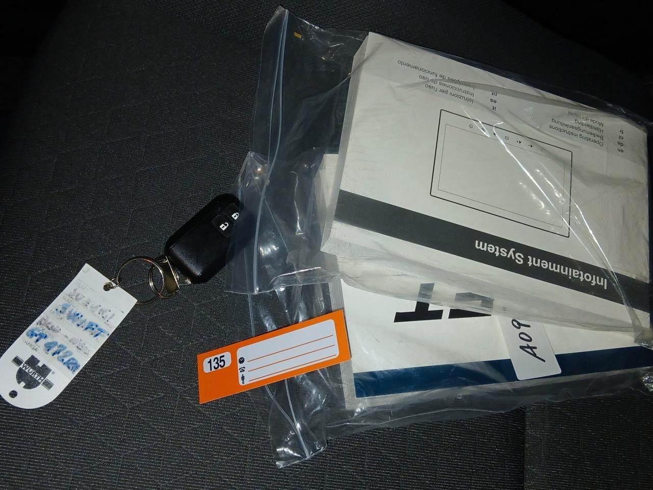 Suzuki Swift 1.2 Hybrid Top bicolor