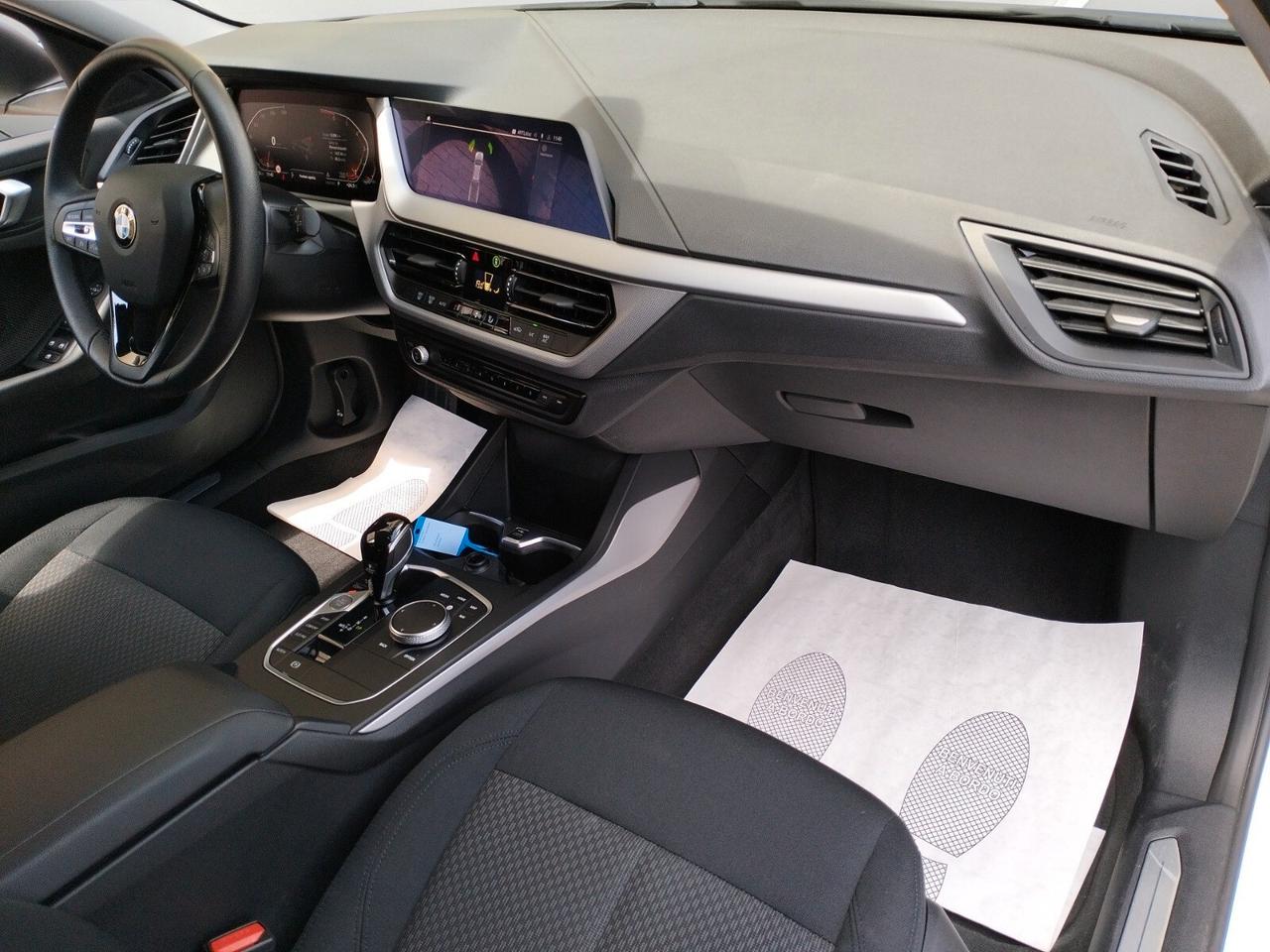 Bmw 116 116i 5p. Business Advantage