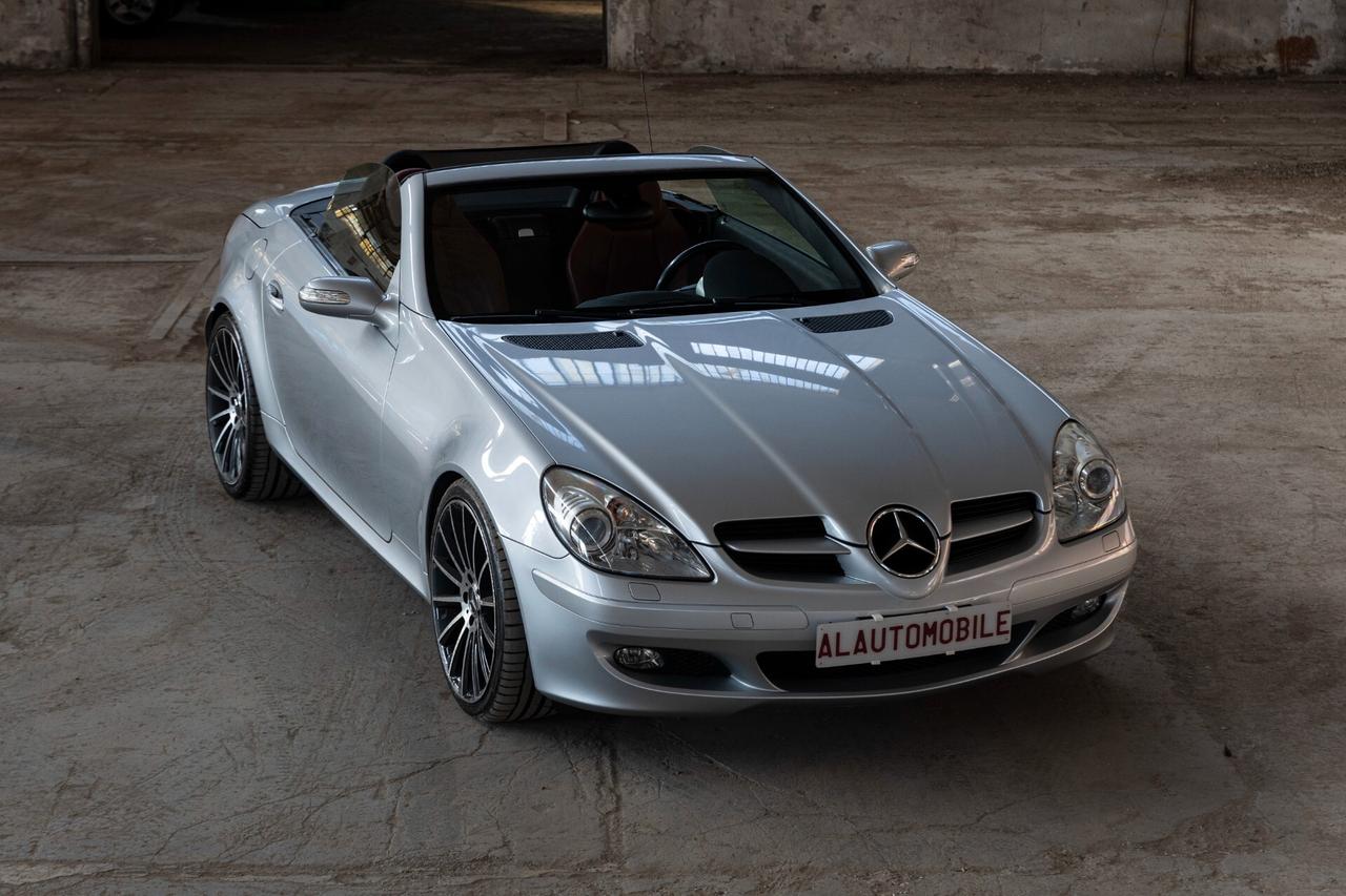 Mercedes-benz SLK V6 272Cv 7G-tronic - Selleria pelle rosso cartier Cerchi in lega AMG 19'