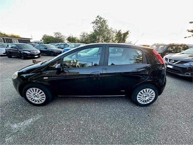 Fiat Grande Punto 1.3 MJT 75 CV 5 porte Dynamic