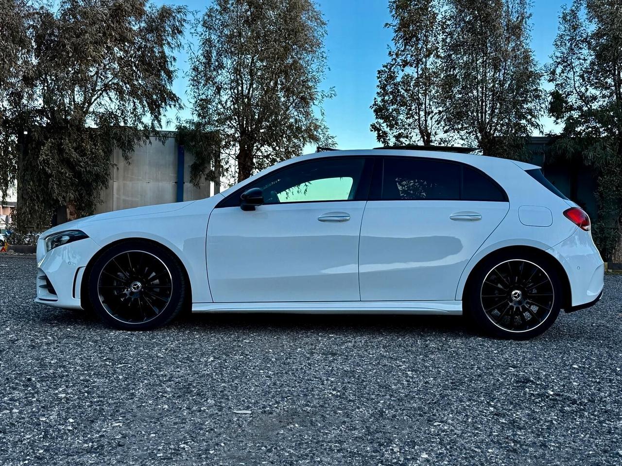 MERCEDES-BENZ A 200 D 150 CV AMG PREMIUM PLUS IVA ESP