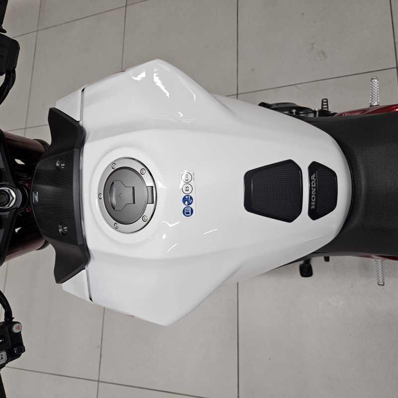 Honda CB 750 Hornet - 2023