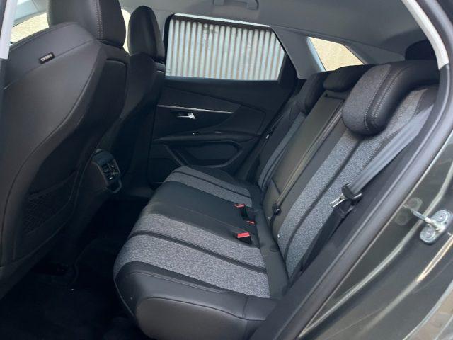 PEUGEOT 3008 1.5BlueHDi 130 EAT8 Allure