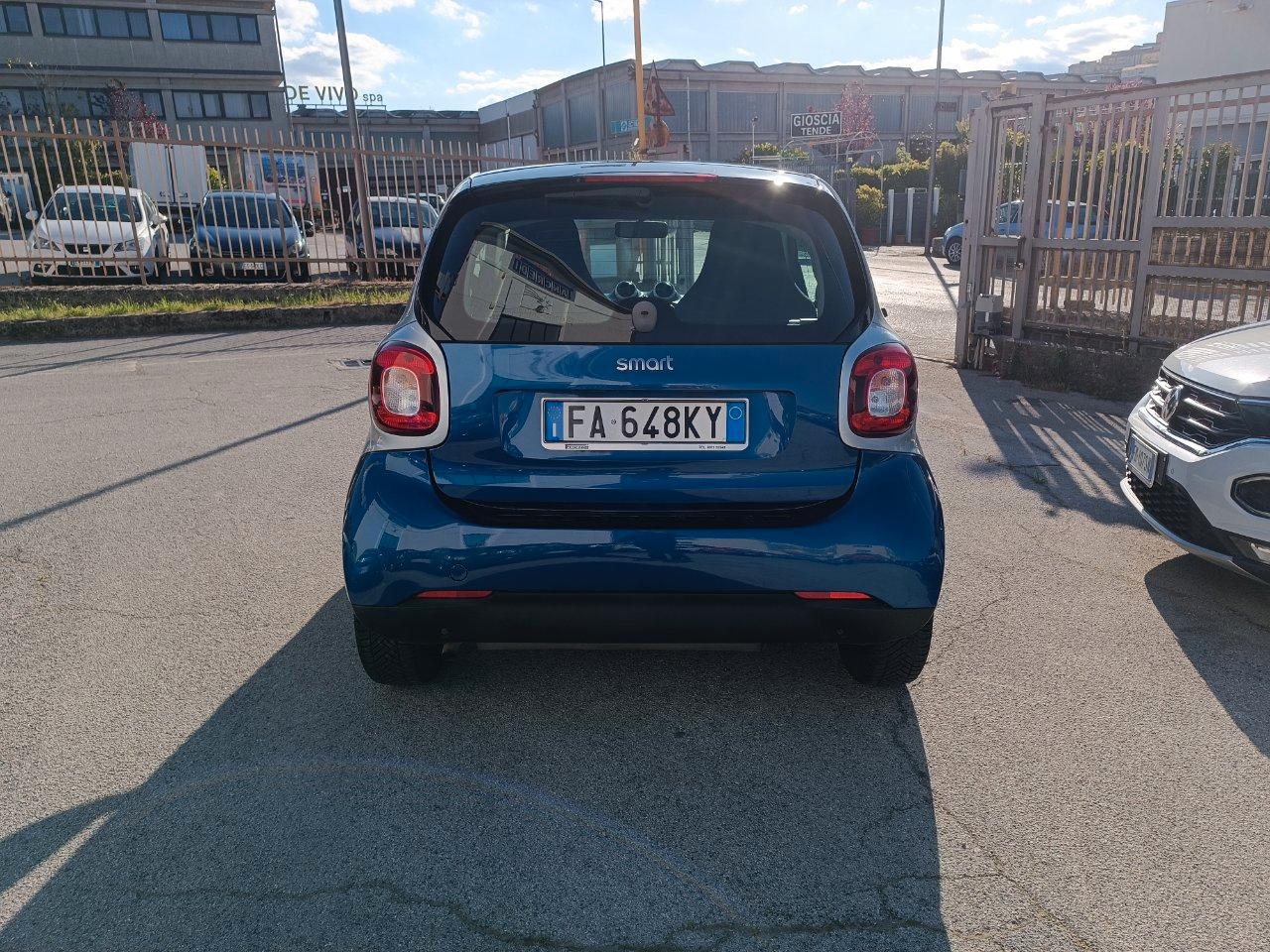Smart fortwo coupe Fortwo 1.0 Youngster 61cv