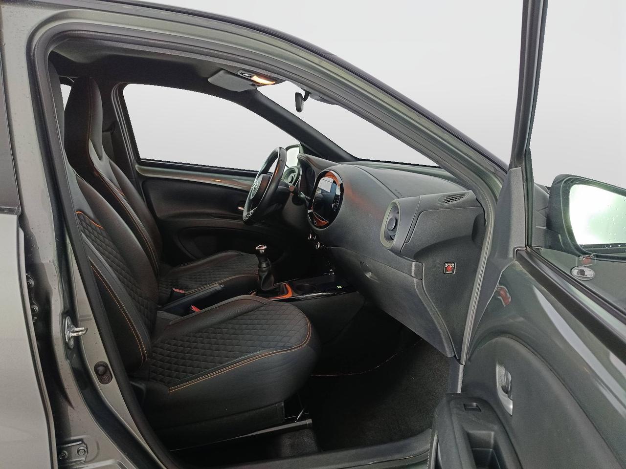 TOYOTA Aygo X - Aygo X 1.0 Limited 72cv