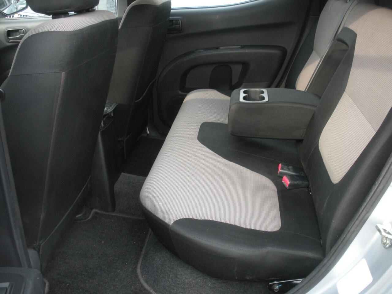 Mitsubishi L200 2.5 DI-D/136CV DC Invite DPF cabina lunga restyling