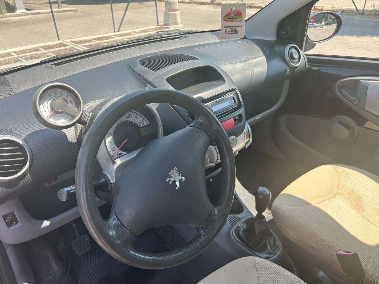 Peugeot 107 1.0 68CV 5p. Sweet Years