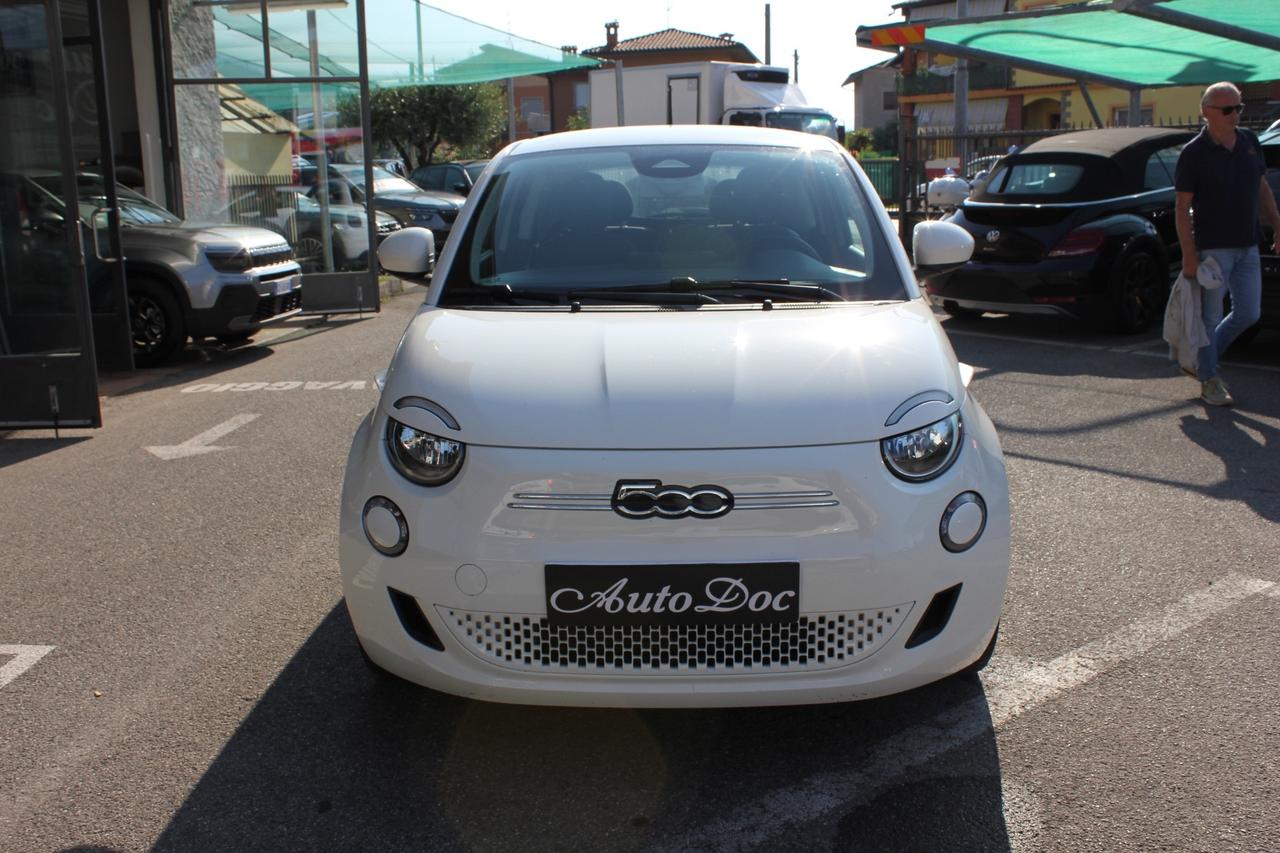 Fiat 500 500e Berlina 42 kWh Icon