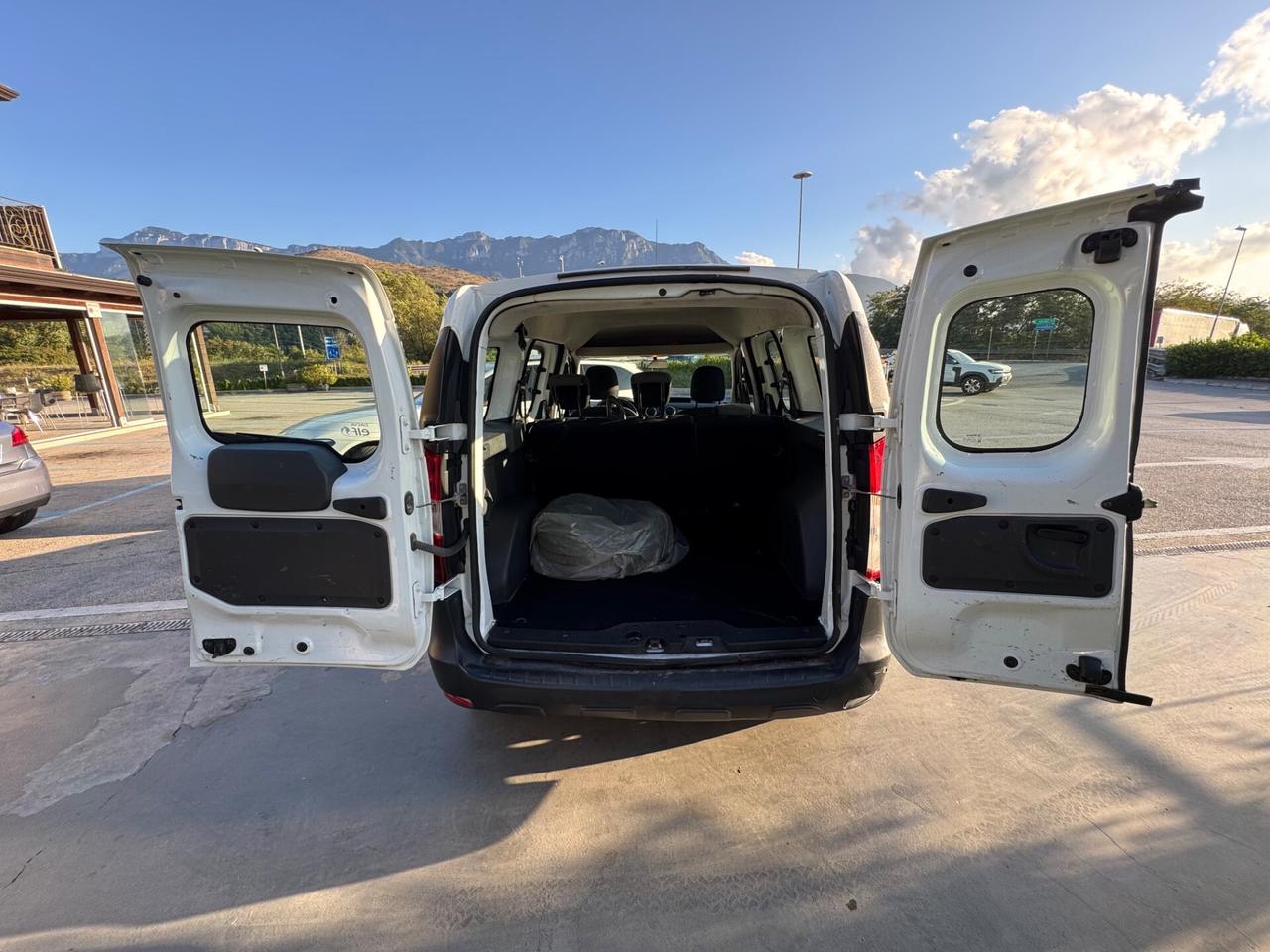 Dacia Dokker 1.6 8V 85CV GPL Lauréate