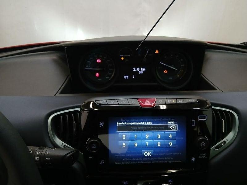 Lancia Ypsilon 1.0 firefly hybrid Gold s&s 70cv