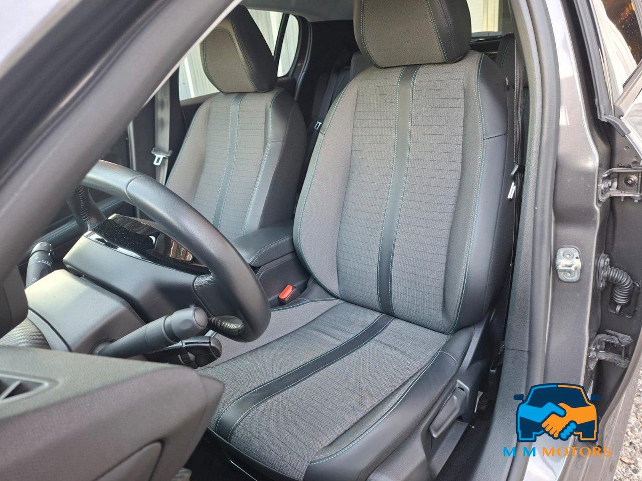 Peugeot 208 5 Porte 208 1.2 puretech Allure Pack s&s 100cv