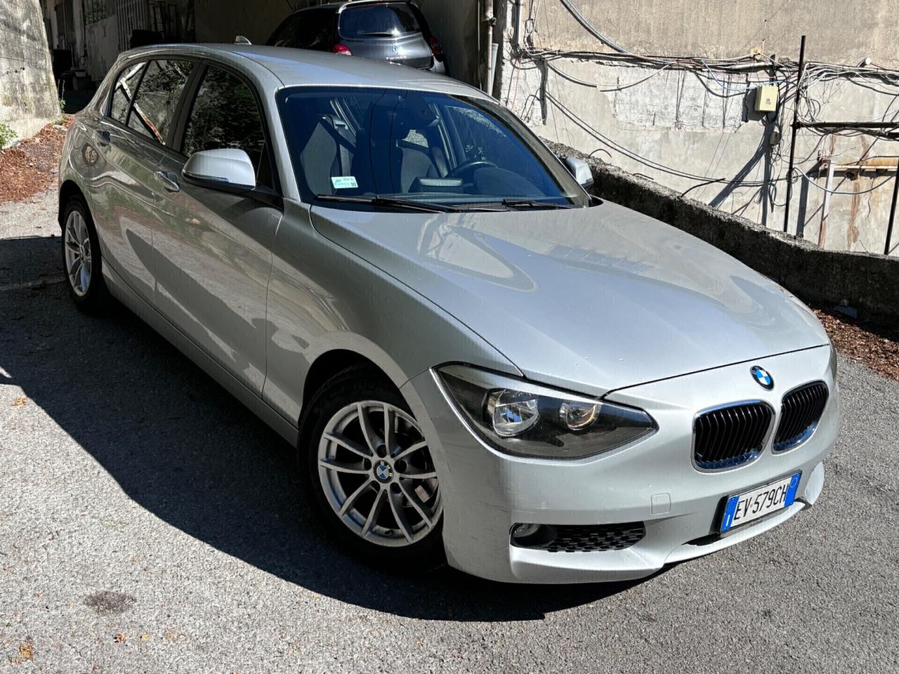 Bmw 116 116d 5p. Urban AUTOMATICO
