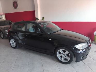 Bmw 118 118d cat 5 porte Eletta