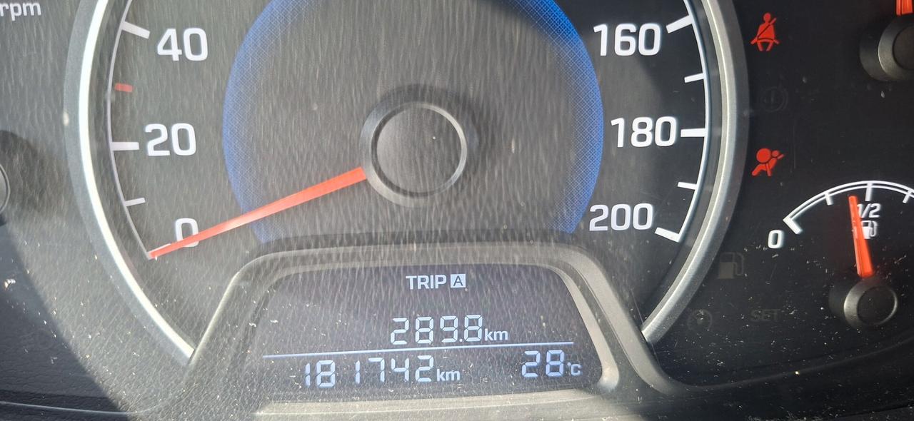 Hyundai i10 1.0 MPI Login