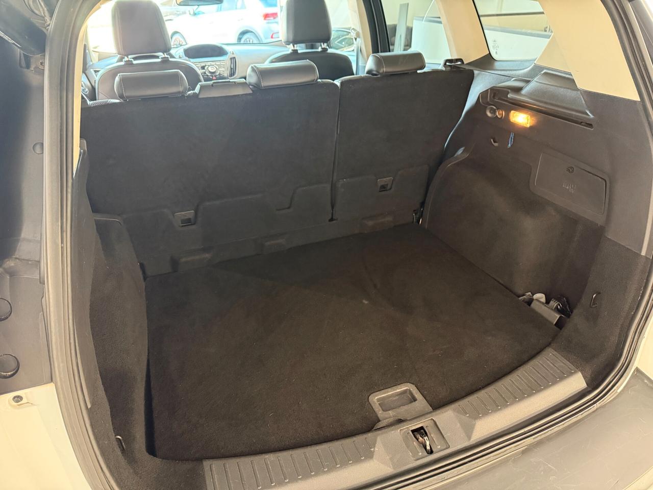 Ford Kuga 2.0 TDCI 140 CV 2WD Business