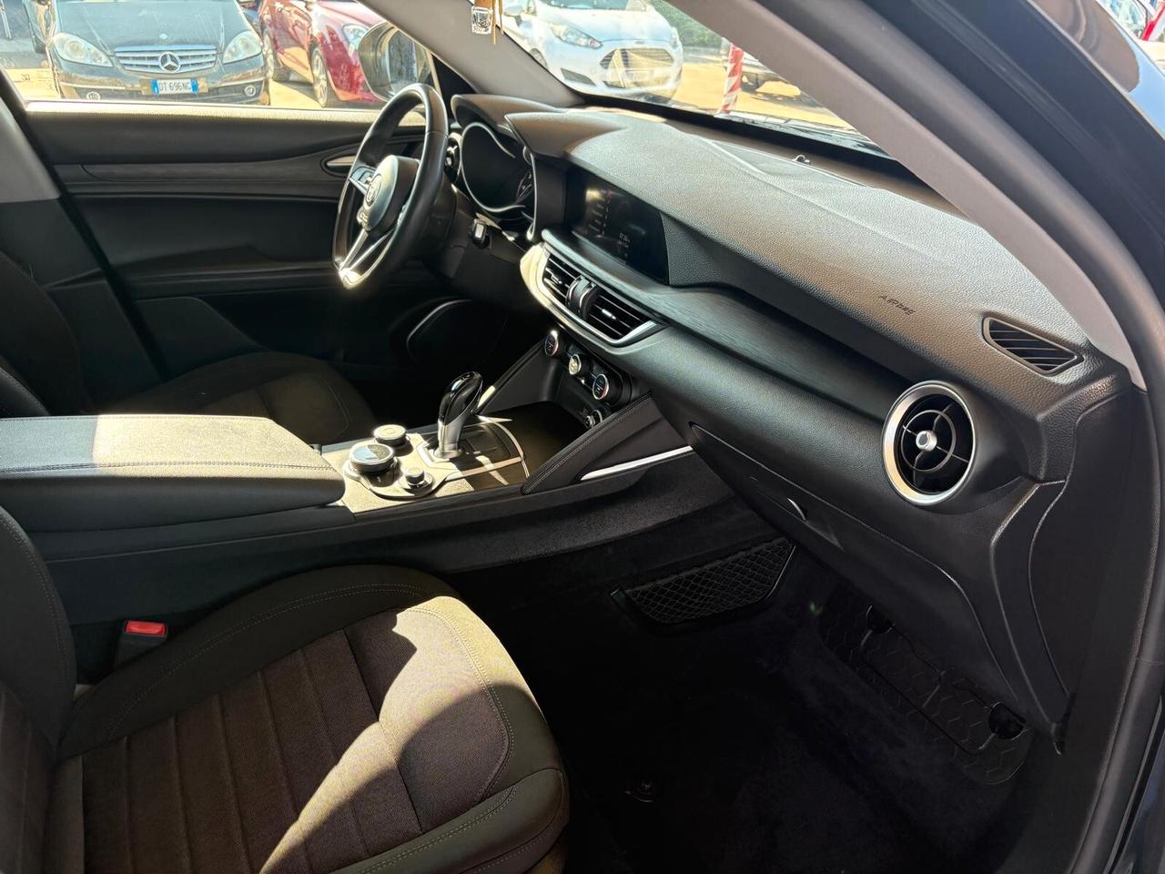 Alfa Romeo Stelvio 2.2 Turbodiesel 180 CV AT8 Q4 Executive