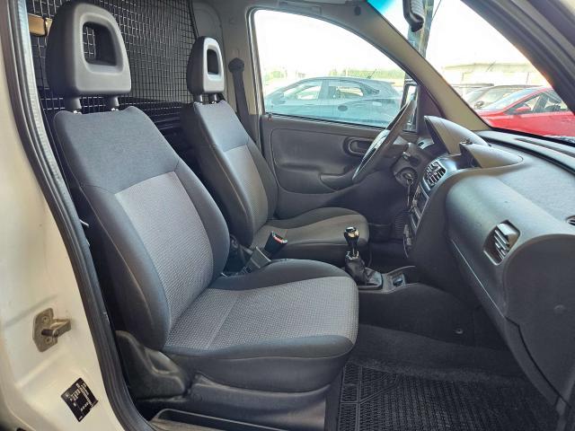 Opel Combo 1.3 NEOPATENTATI