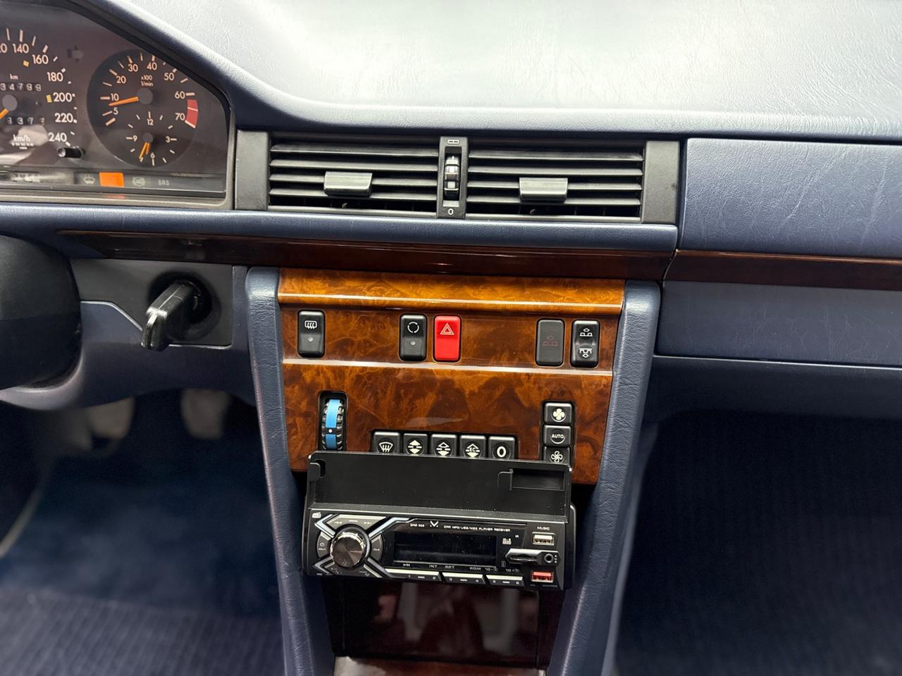 Mercedes-benz E 200 cat CABRIOLET