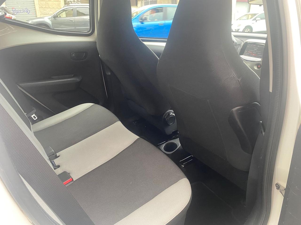 Toyota Aygo X-Play #11983