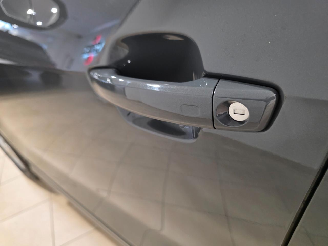 Audi Q2 30 TDI S tronic Business Design
