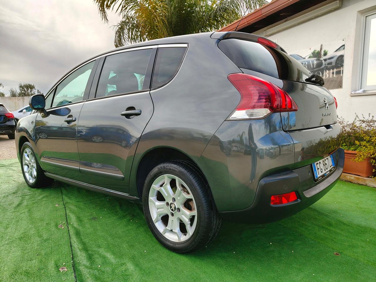 Peugeot 3008 1.6 HDi 115CV Business - 2014