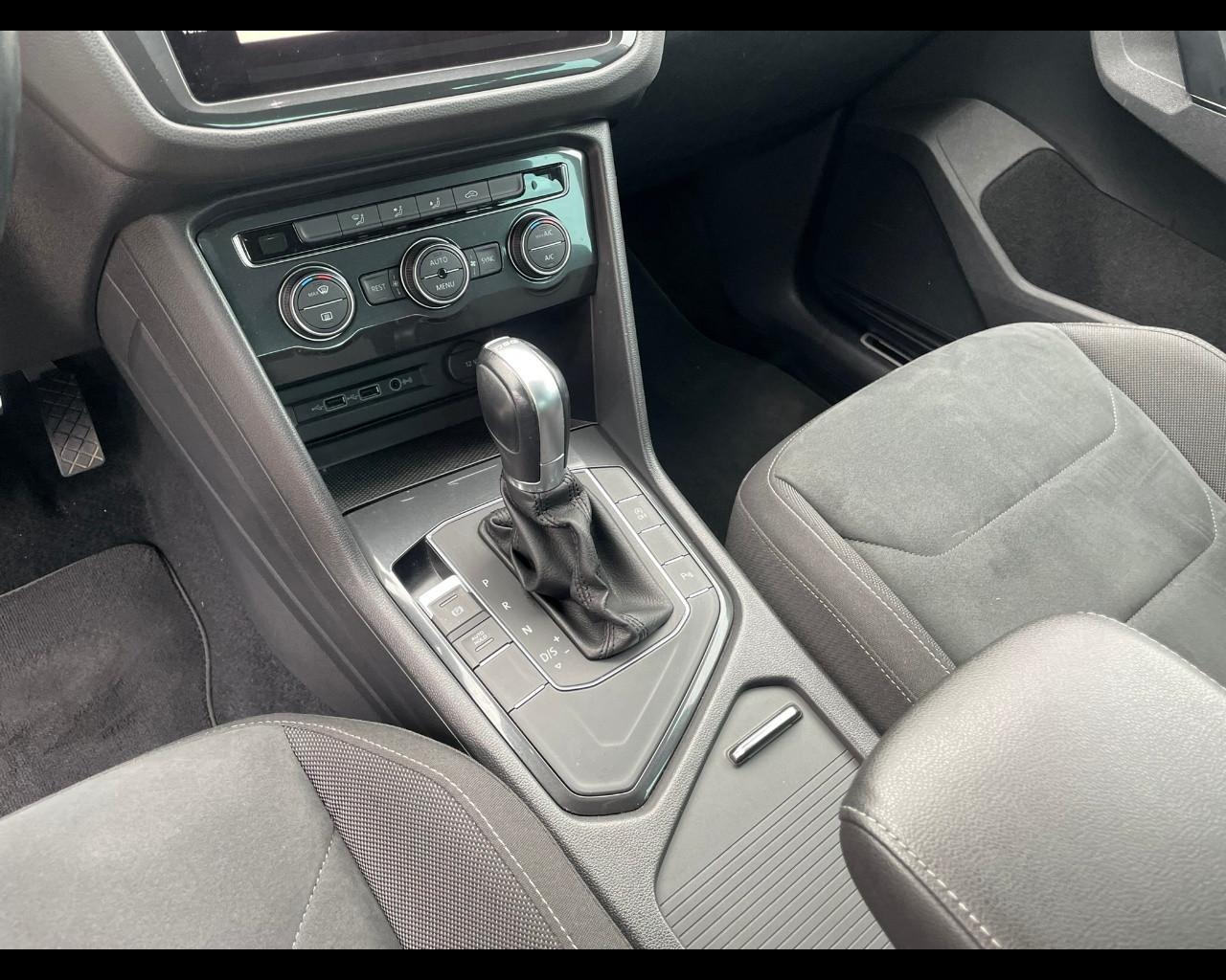 VOLKSWAGEN Tiguan 2ª serie - Tiguan 2.0 TDI SCR DSG Style BlueMotion Technology