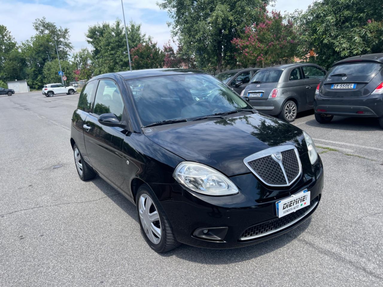 Lancia Ypsilon 1.2 Argento