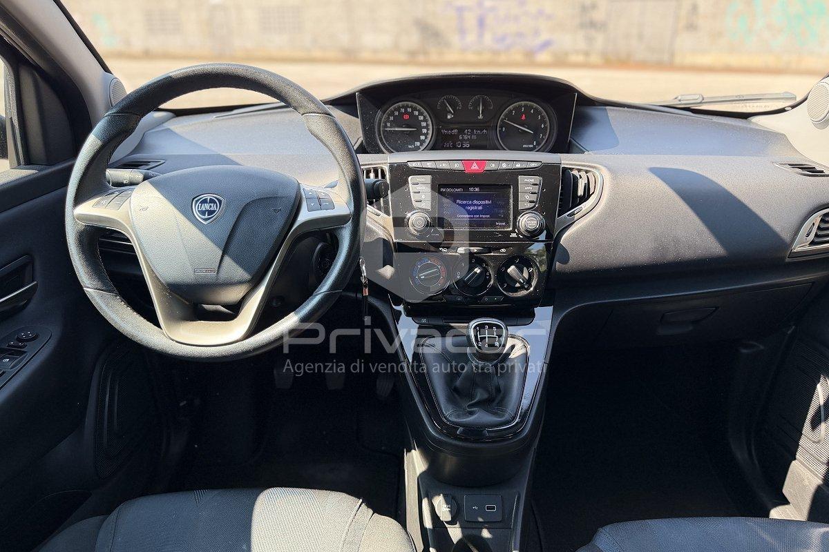 LANCIA Ypsilon 1.2 69 CV 5 porte S&S Gold