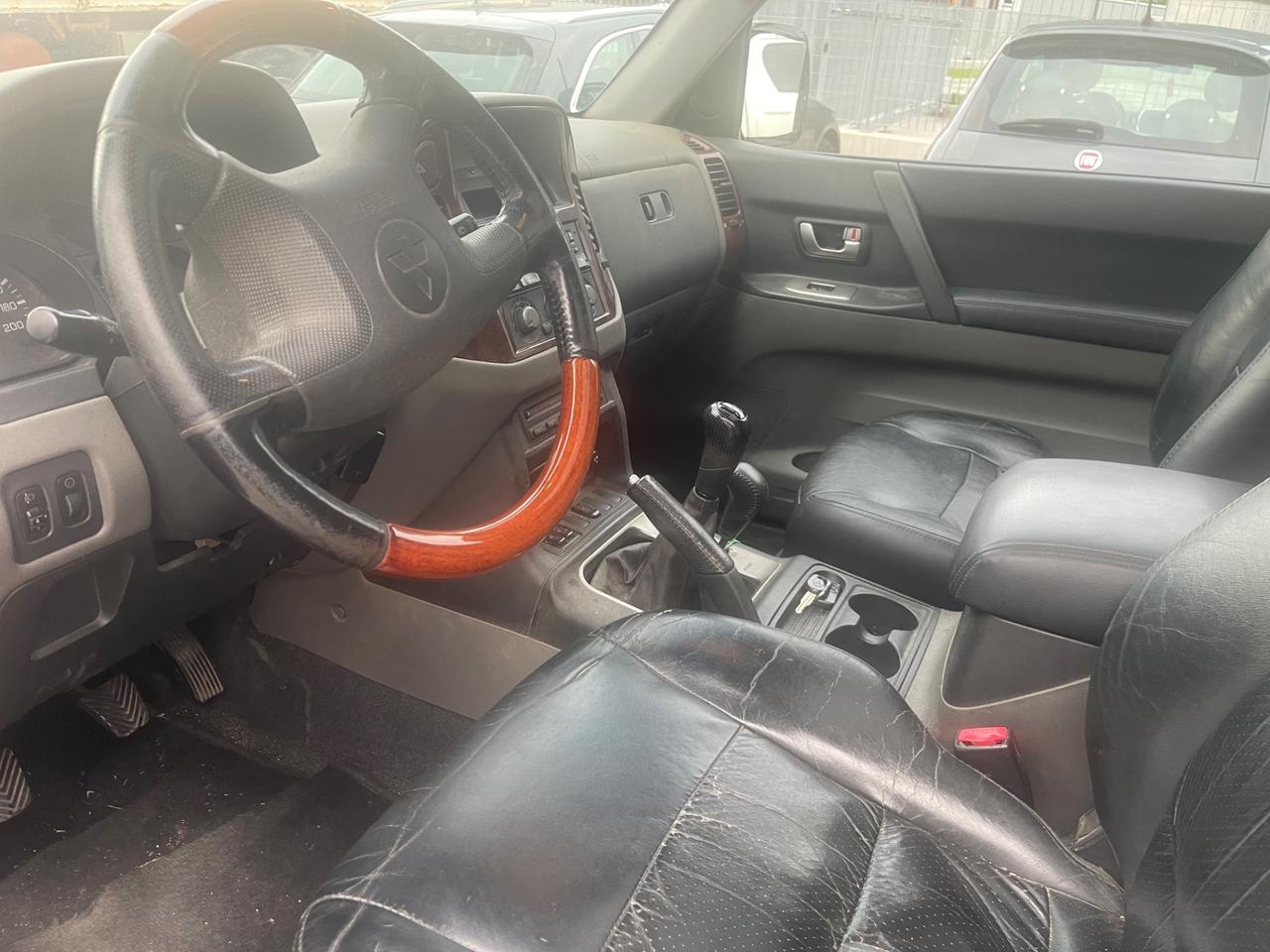Mitsubishi Pajero 3.2 16V DI-D 3p.