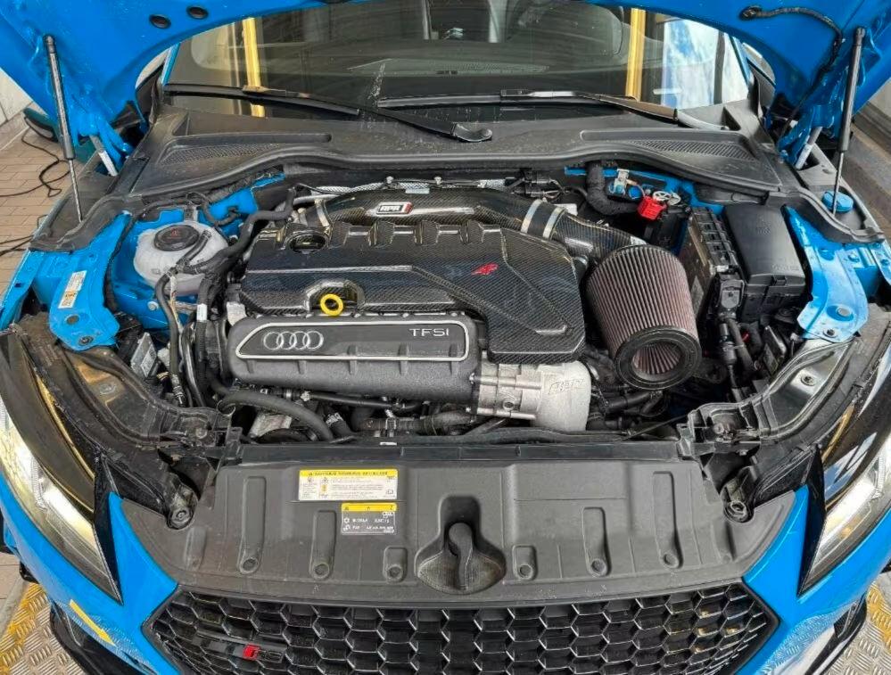 Audi TT RS Coupé 2.5 TFSI quattro S tronIC 500 CV! AKRAPOVIC