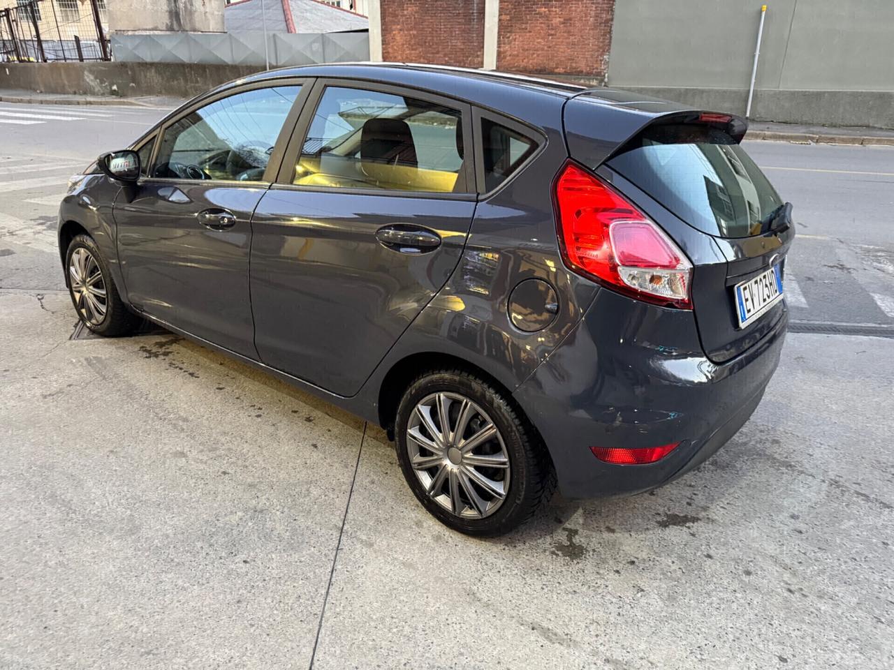 FORD FIESTA 1.0 NEOPATENTATI KM 86 MILA !!