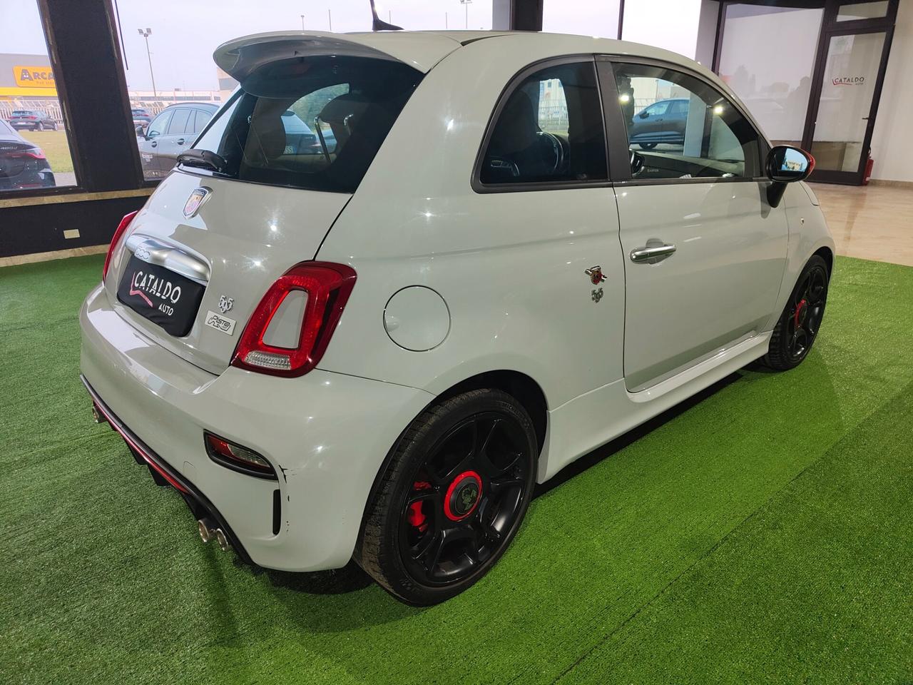 Abarth 595 1.4 Turbo T-Jet 165 PISTA