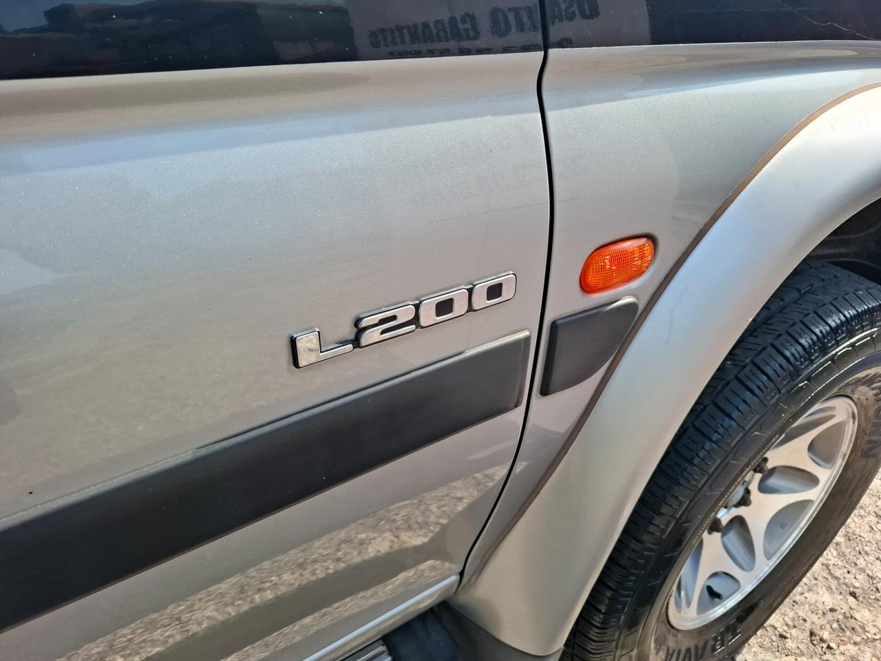 Mitsubishi L200 2.5 TDI 4WD Club Cab Pick-up GLS
