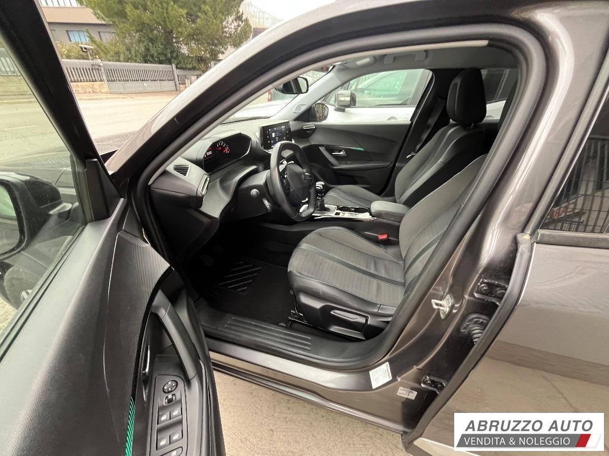 PEUGEOT 2008 PureTech 130 S&S Allure Pack