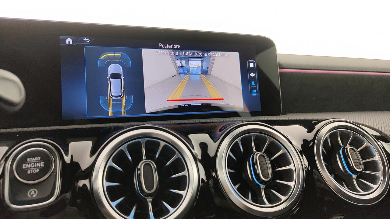 Mercedes-Benz A 180 d Premium auto