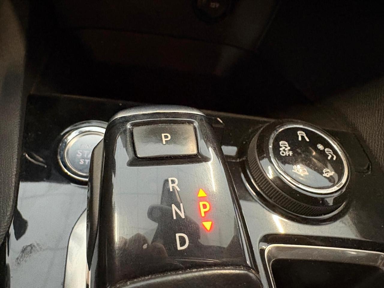 Peugeot 3008 GT LINE BlueHDi 130 EAT8 UNICO PR.