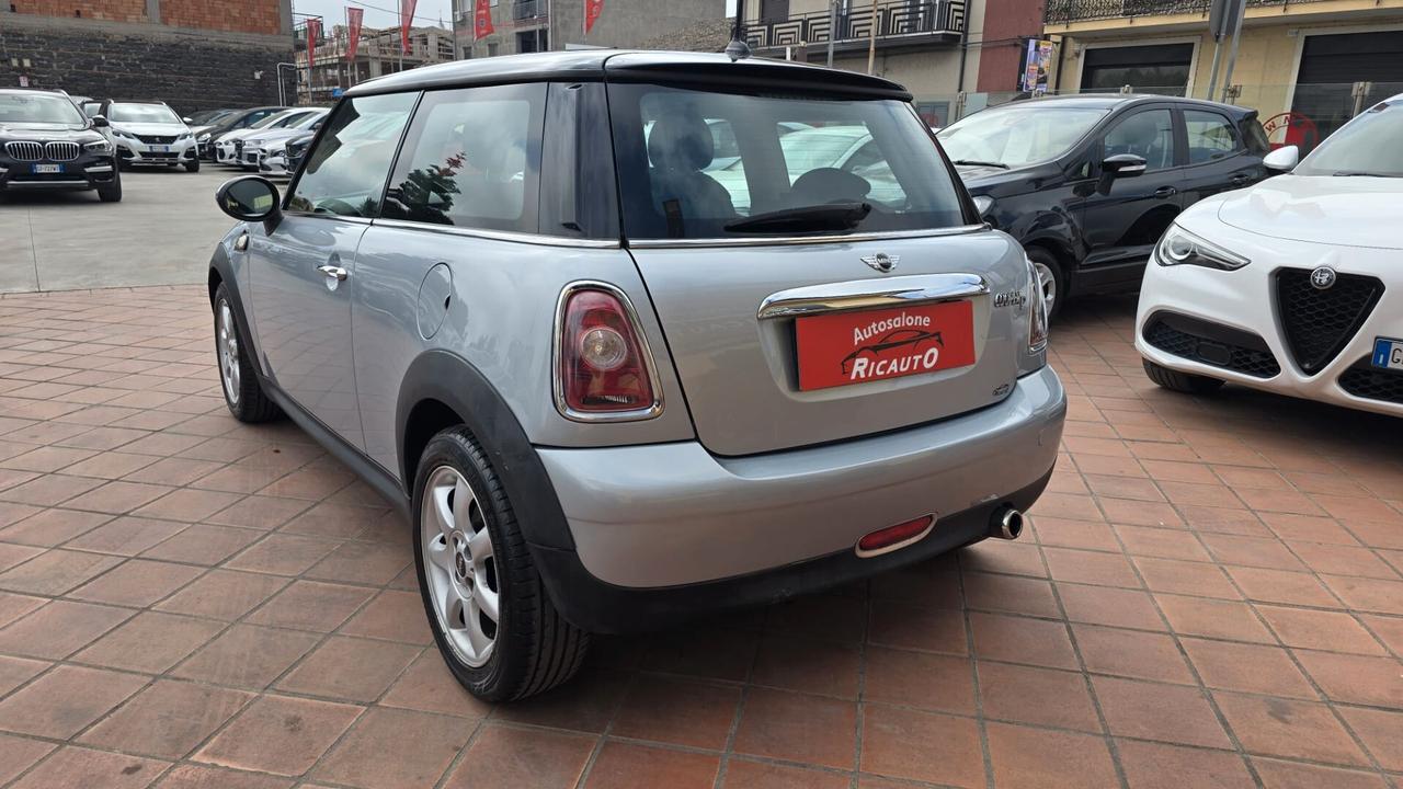 Mini 1.6 16V One D