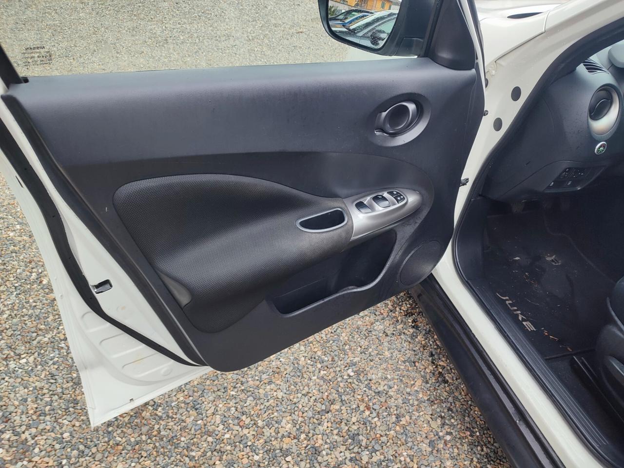 Nissan Juke 1.6 GPL Acenta