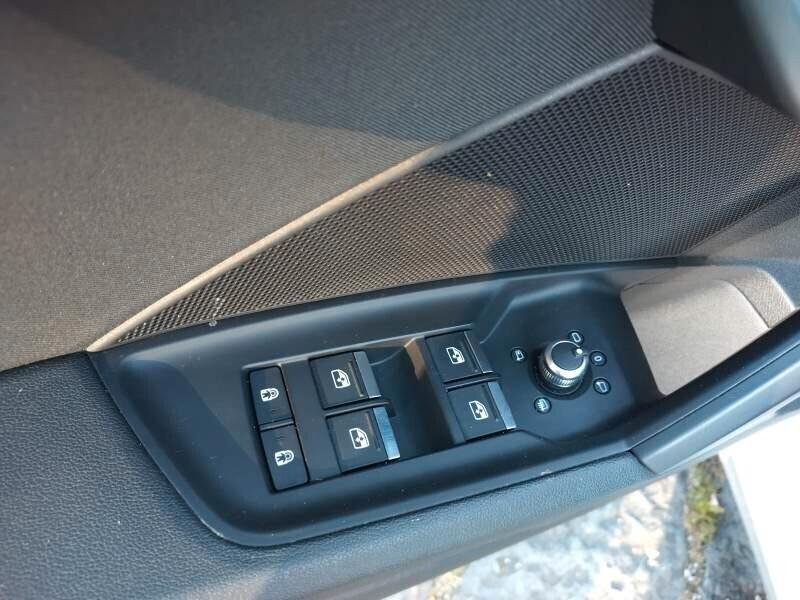 Audi A3 SPB 35 TFSI S tronic G-TRON Business Advanced