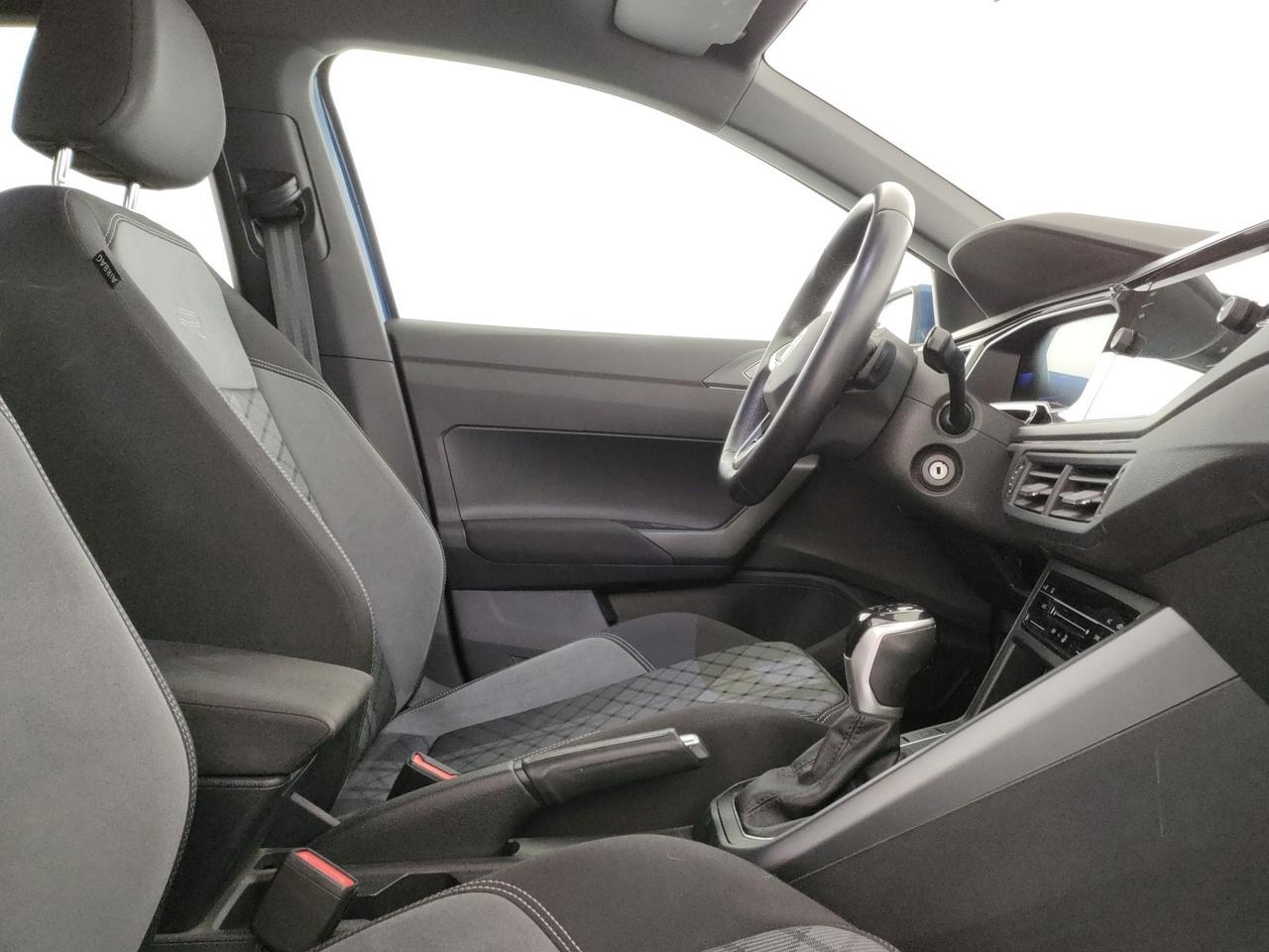 Volkswagen Polo 1.0 tsi r-line 110cv dsg