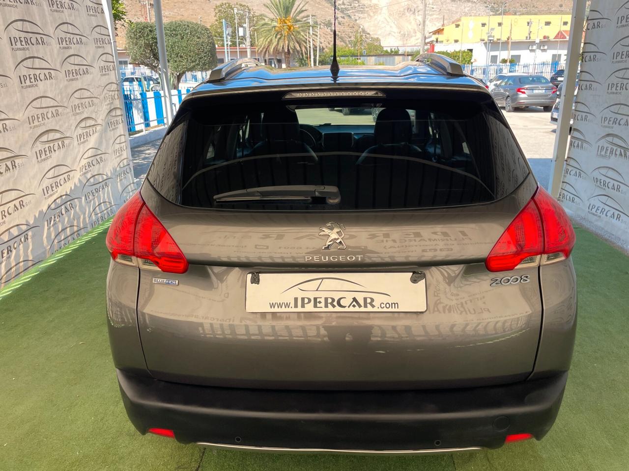 Peugeot 2008 BlueHDi 120 S&S Crossway