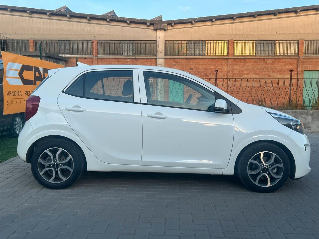 Kia Picanto 1.0 12V 5 porte Urban NOLEGGIO