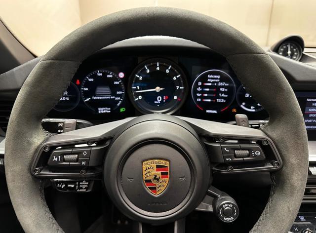 PORSCHE 992 911 Carrera 4S Cabriolet