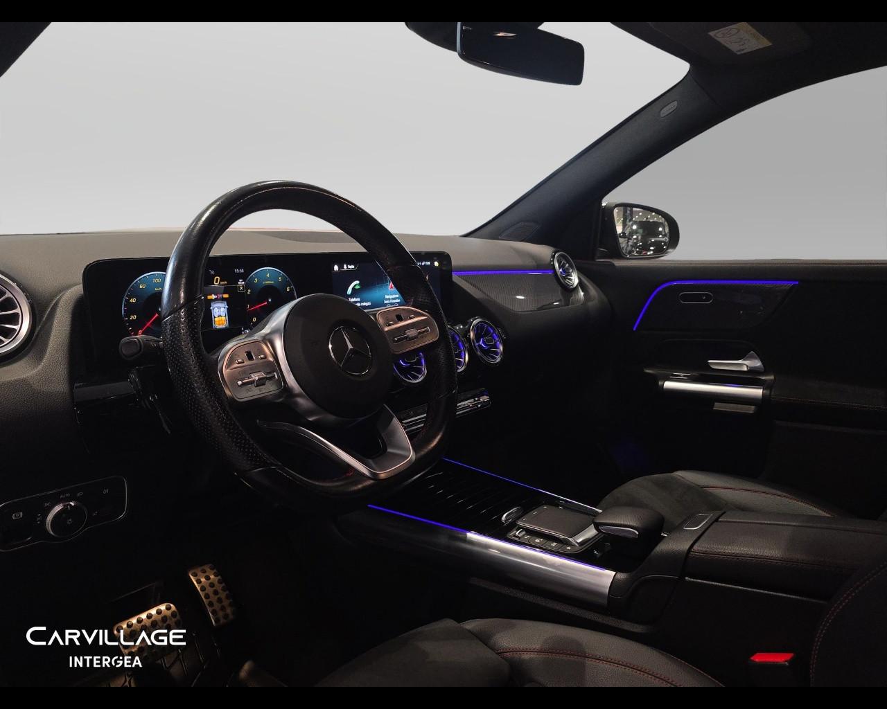 Mercedes-Benz GLA 180 Premium auto