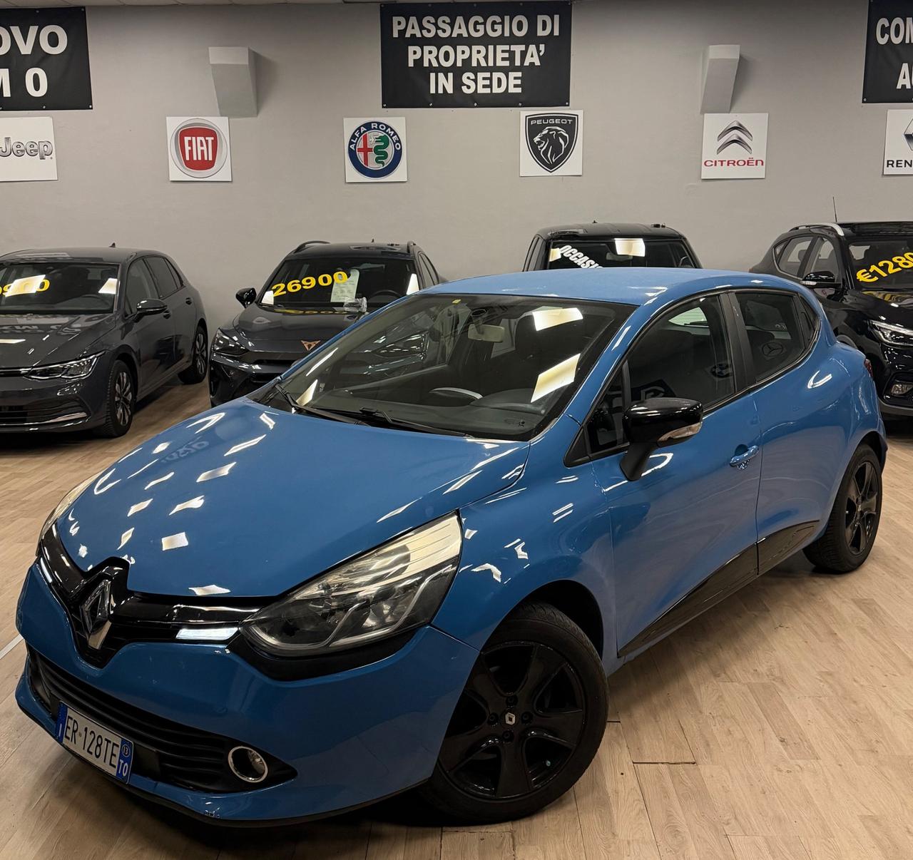Renault Clio 1.2 75CV 5 porte Wave