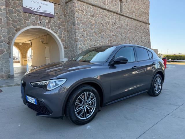 ALFA ROMEO Stelvio 160CV+RETROCAMERA+2PDC+PACK BLACK