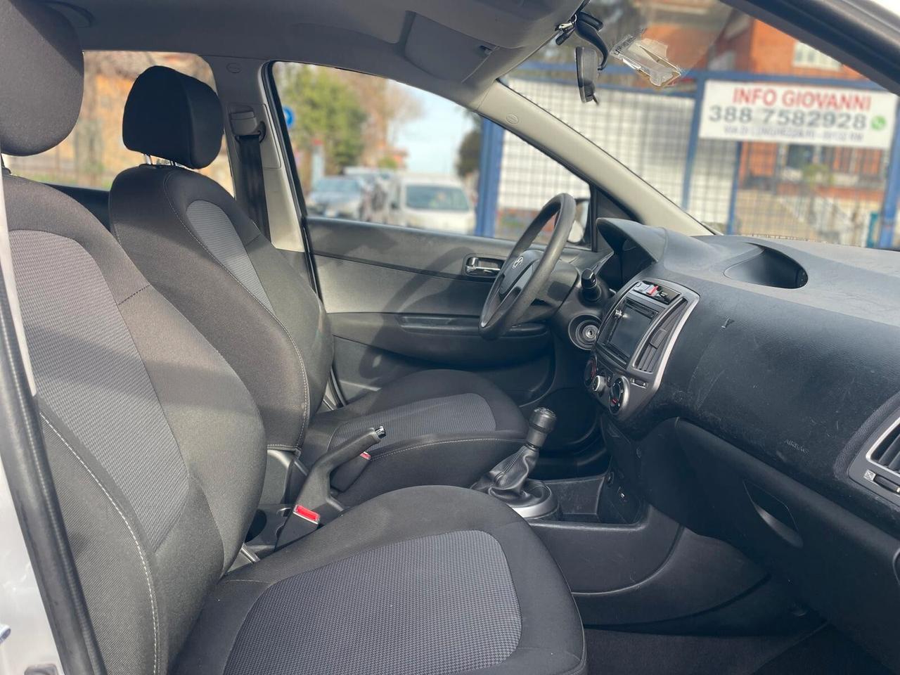 Hyundai i20 1.2 5p. Econext Sound Edition