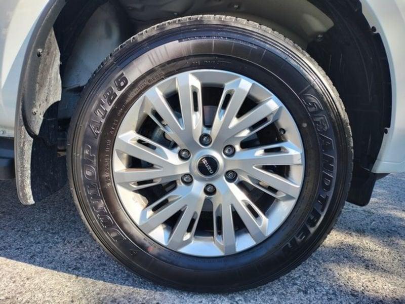 Isuzu D-Max N60 D-Max N60 1.9 aut. Crew BB+ Cab con Shutter lid!!