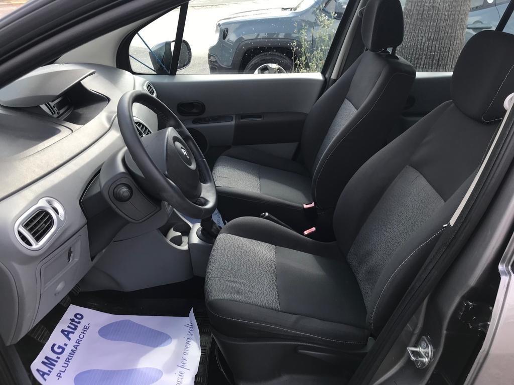 Renault Modus 1.2 16V Yahoo! 75 CV 55 KW auto pari al nuovo
